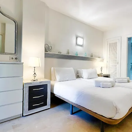 Two Bedroom On The Second Line Of The In Marbella. Apartment Marbella